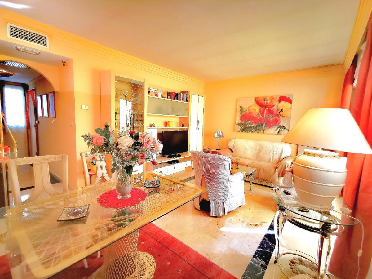 Banana Apartemen Marbella