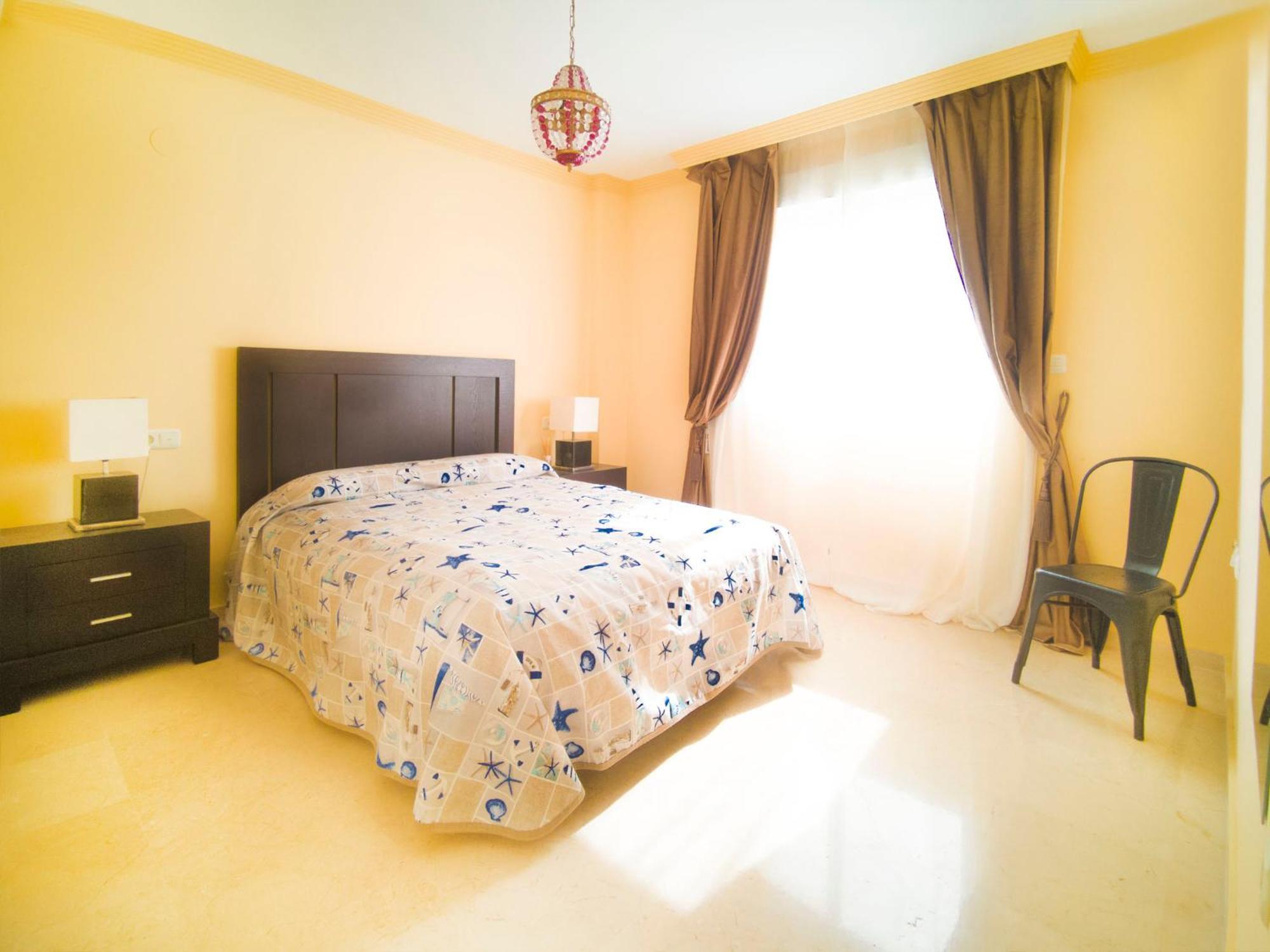 Banana Apartemen